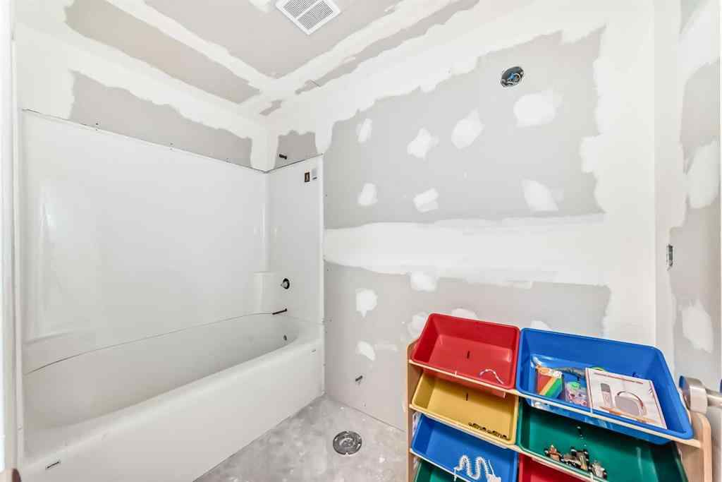MLS® A2239853 - 820 Hampshire Crescent NE in Hampton Hills High River, Residential