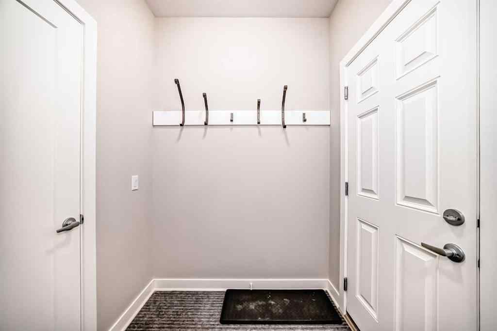 MLS® A2239853 - 820 Hampshire Crescent NE in Hampton Hills High River, Residential