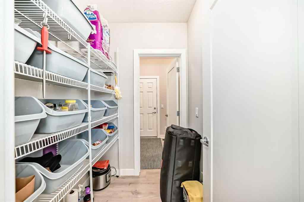 MLS® A2239853 - 820 Hampshire Crescent NE in Hampton Hills High River, Residential