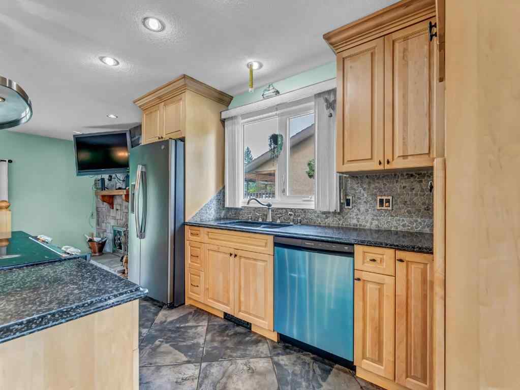 MLS® A2239866 - 2508 12 Avenue SE in Connaught Medicine Hat, Residential