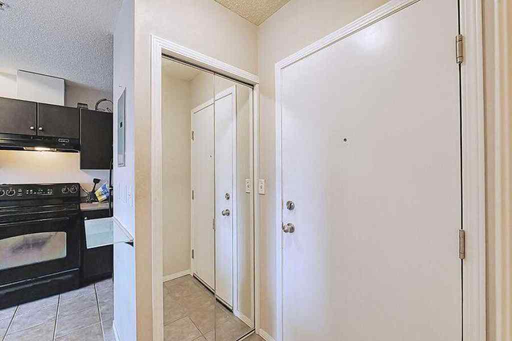 MLS® A2239883 - Unit #904 1053 10 Street SW in Beltline Calgary, Residential