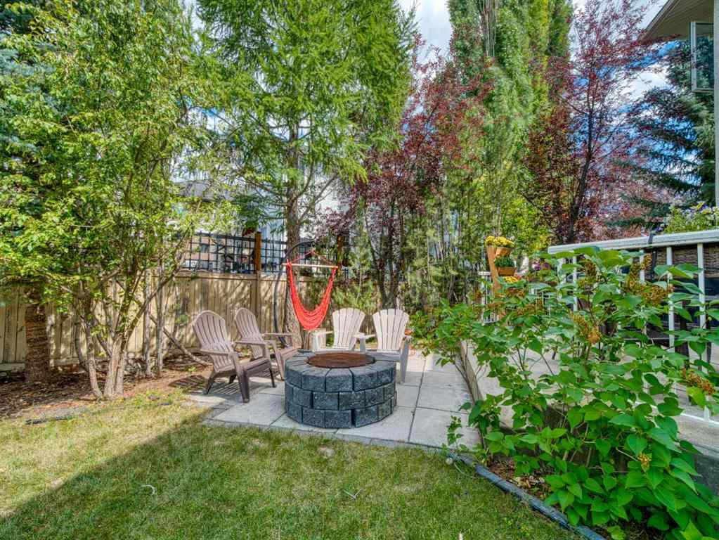 MLS® A2239886 - 210 Evergreen Mews SW in Evergreen Calgary, Residential
