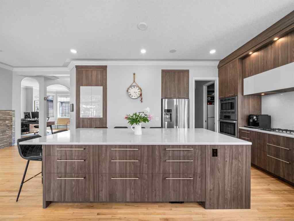 MLS® A2239886 - 210 Evergreen Mews SW in Evergreen Calgary, Residential