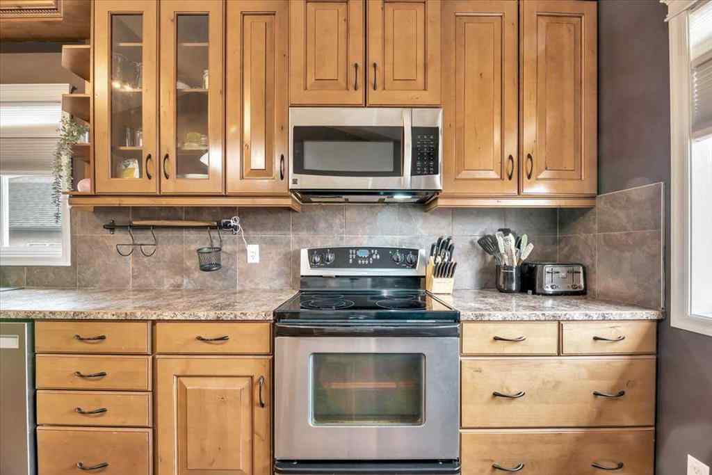 MLS® A2239891 - 218 Allan Crescent SE in NONE Vulcan, Residential
