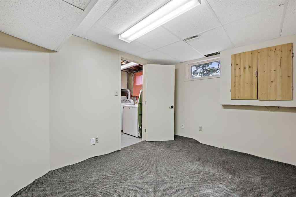 MLS® A2239922 - 2602 44 Street SE in Forest Lawn Calgary, Residential