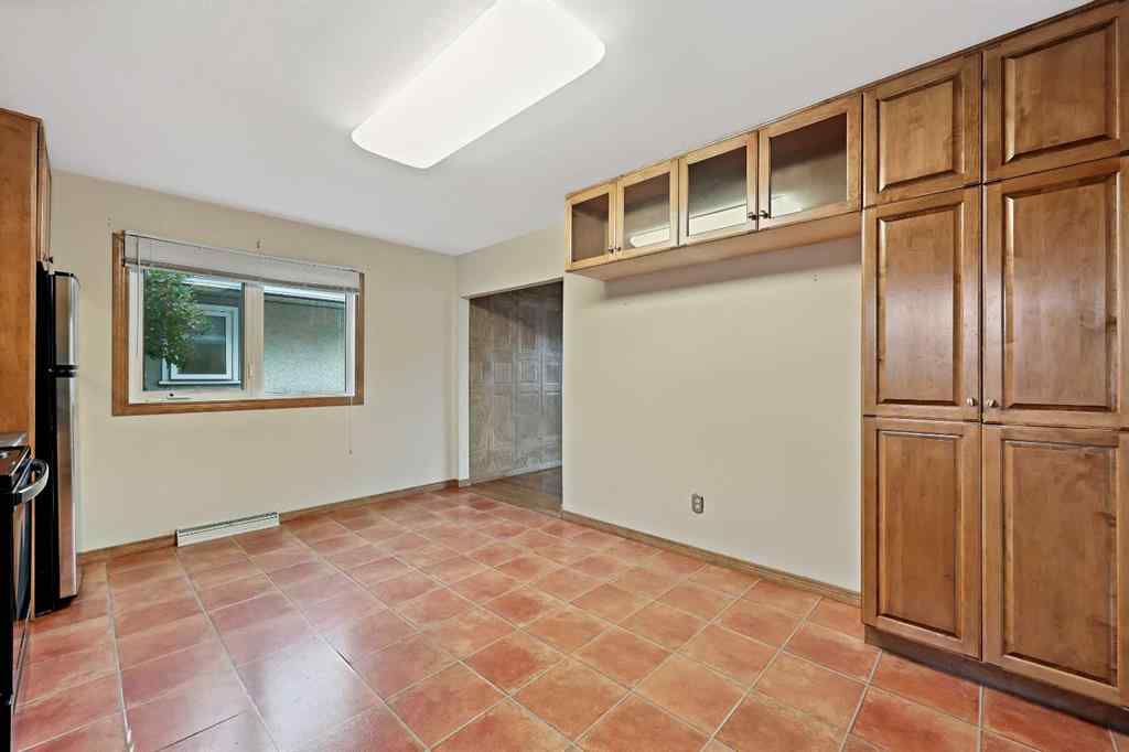 MLS® A2239922 - 2602 44 Street SE in Forest Lawn Calgary, Residential