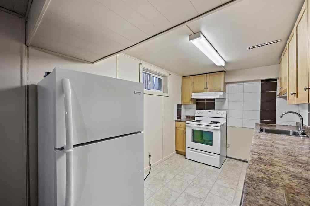 MLS® A2239922 - 2602 44 Street SE in Forest Lawn Calgary, Residential