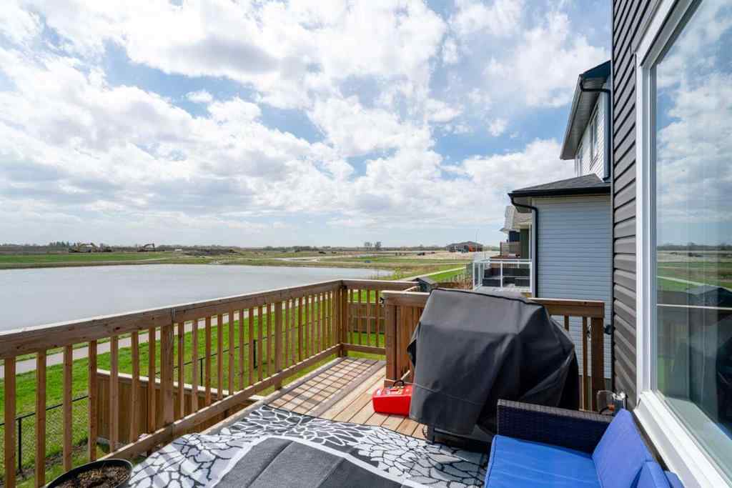 MLS® A2239929 - 835 Lakewood Circle  in Lakewood Strathmore, Residential