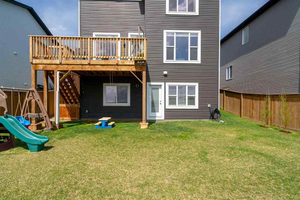 MLS® A2239929 - 835 Lakewood Circle  in Lakewood Strathmore, Residential