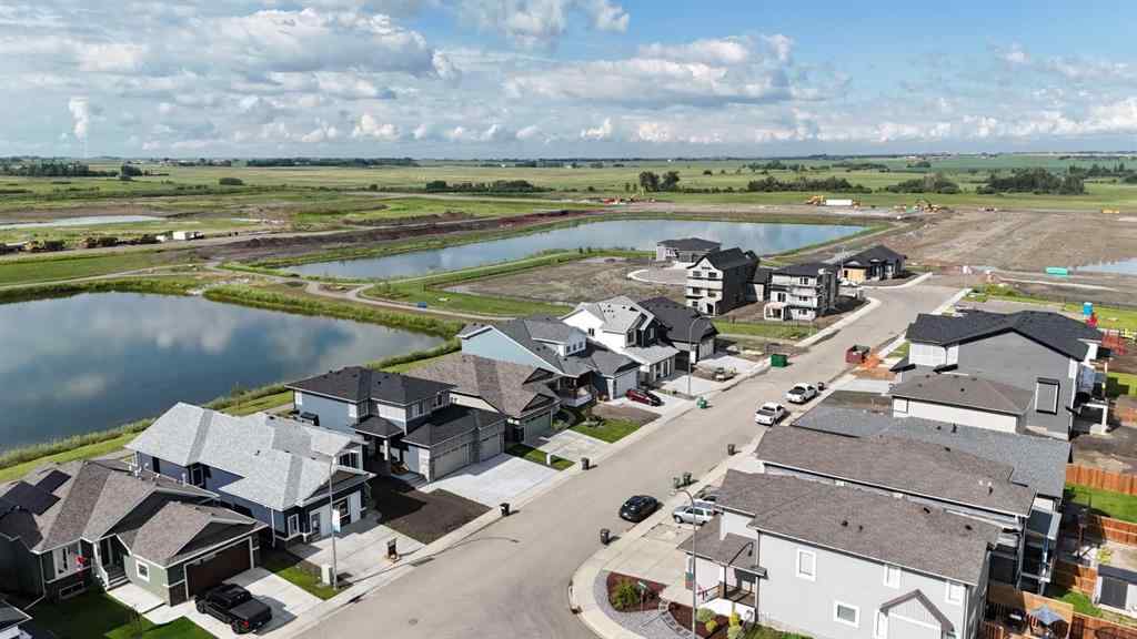 MLS® A2239929 - 835 Lakewood Circle  in Lakewood Strathmore, Residential