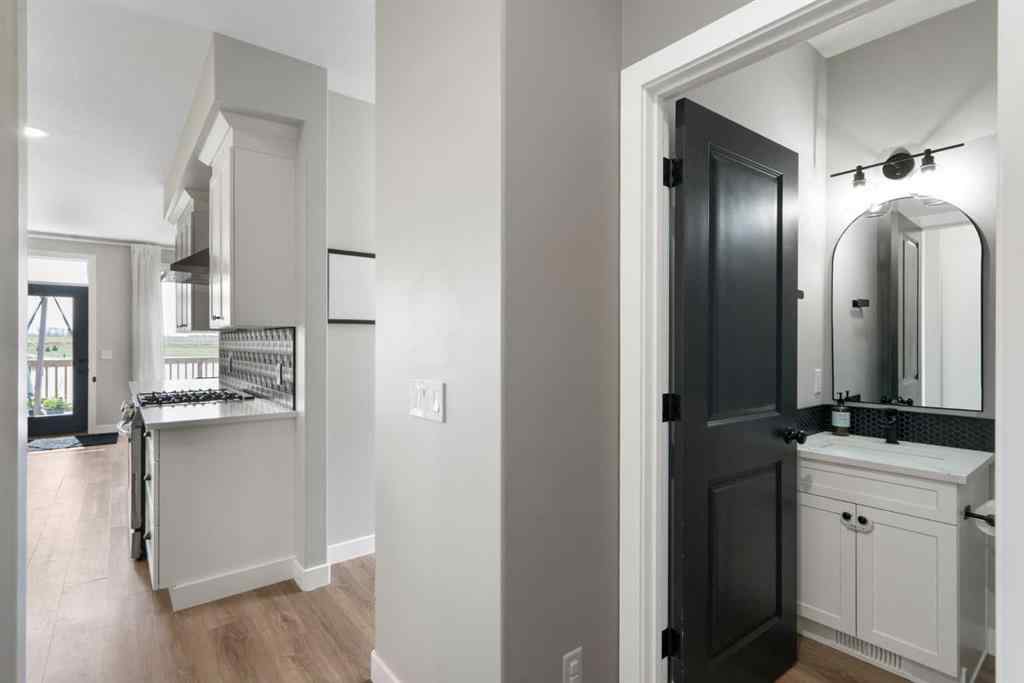 MLS® A2239929 - 835 Lakewood Circle  in Lakewood Strathmore, Residential