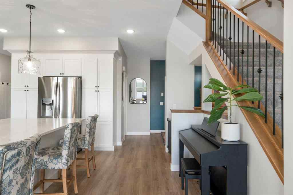 MLS® A2239929 - 835 Lakewood Circle  in Lakewood Strathmore, Residential