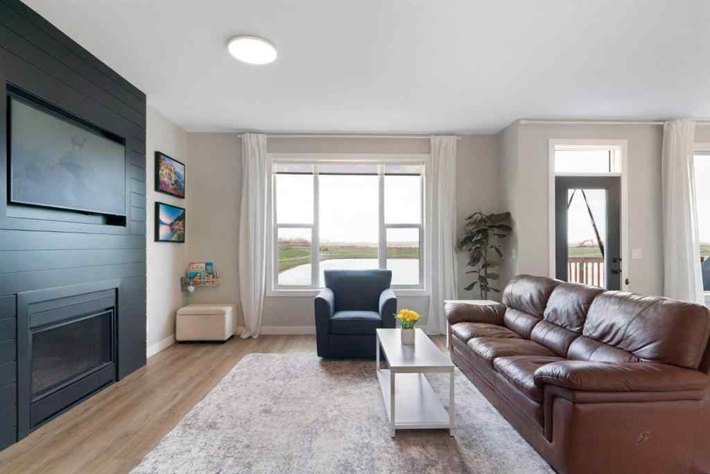 MLS® A2239929 - 835 Lakewood Circle  in Lakewood Strathmore, Residential