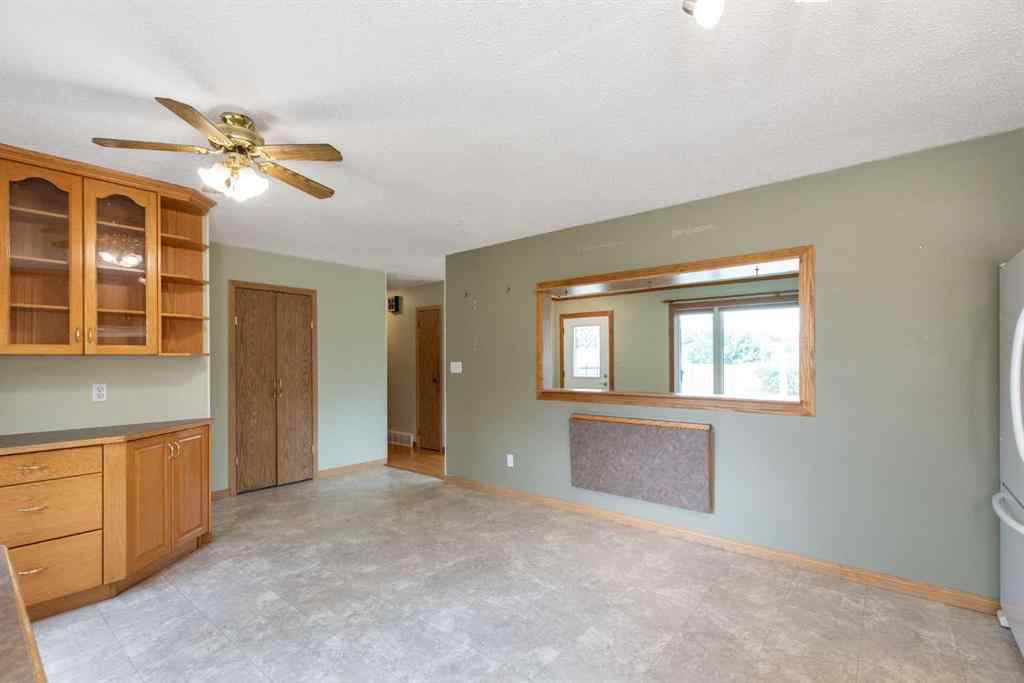 MLS® A2239933 - 17 Northstar Drive  in Fairway Heights Lacombe, Residential