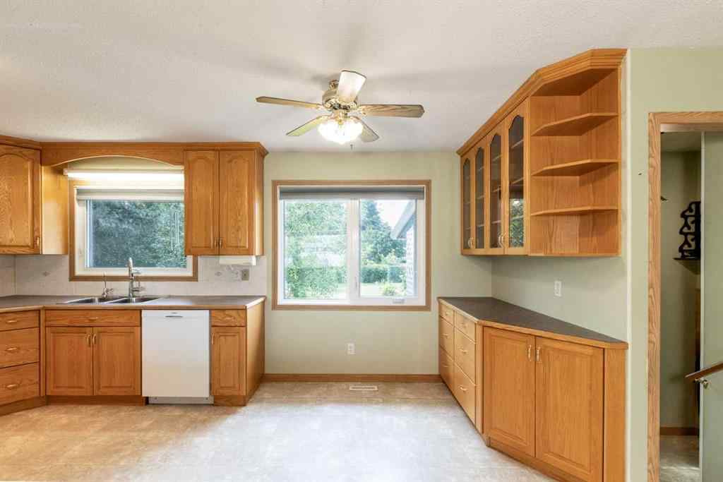 MLS® A2239933 - 17 Northstar Drive  in Fairway Heights Lacombe, Residential