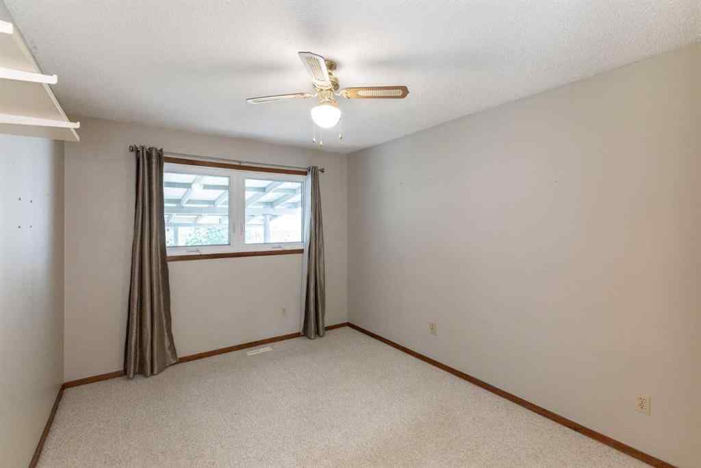 MLS® A2239933 - 17 Northstar Drive  in Fairway Heights Lacombe, Residential