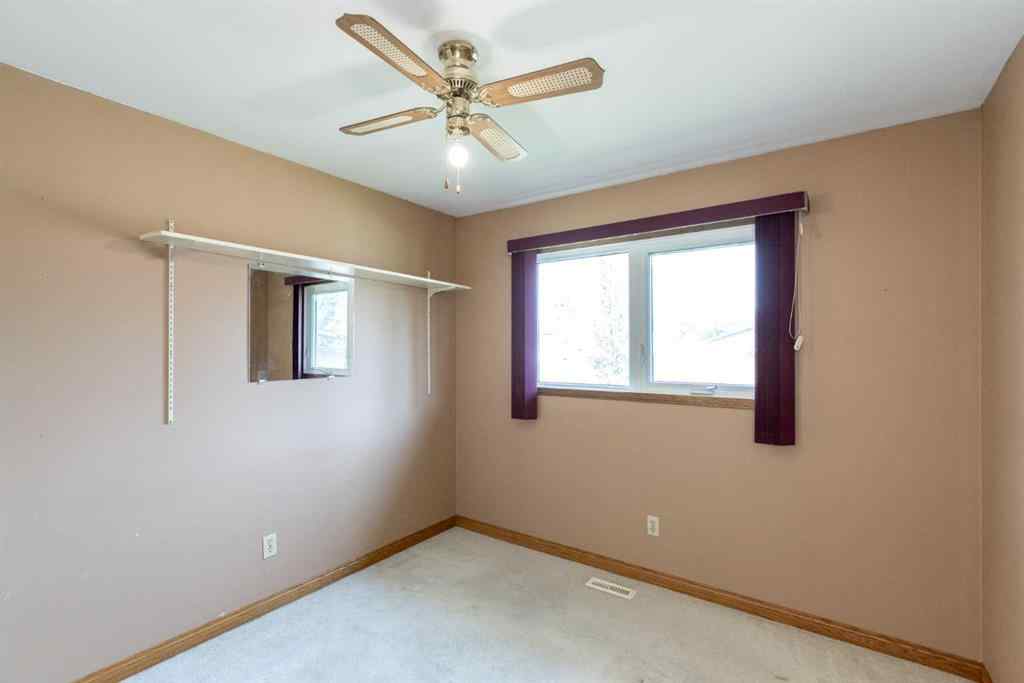 MLS® A2239933 - 17 Northstar Drive  in Fairway Heights Lacombe, Residential