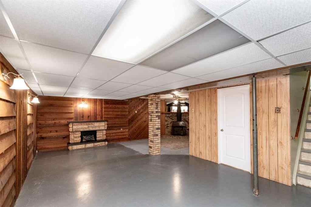 MLS® A2239933 - 17 Northstar Drive  in Fairway Heights Lacombe, Residential
