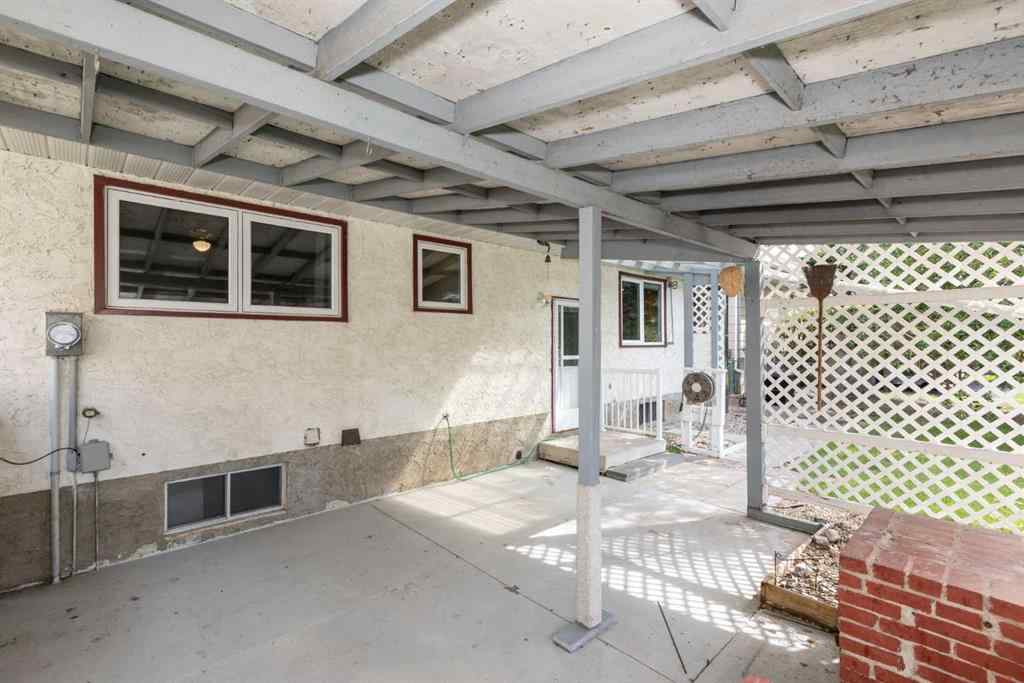 MLS® A2239933 - 17 Northstar Drive  in Fairway Heights Lacombe, Residential