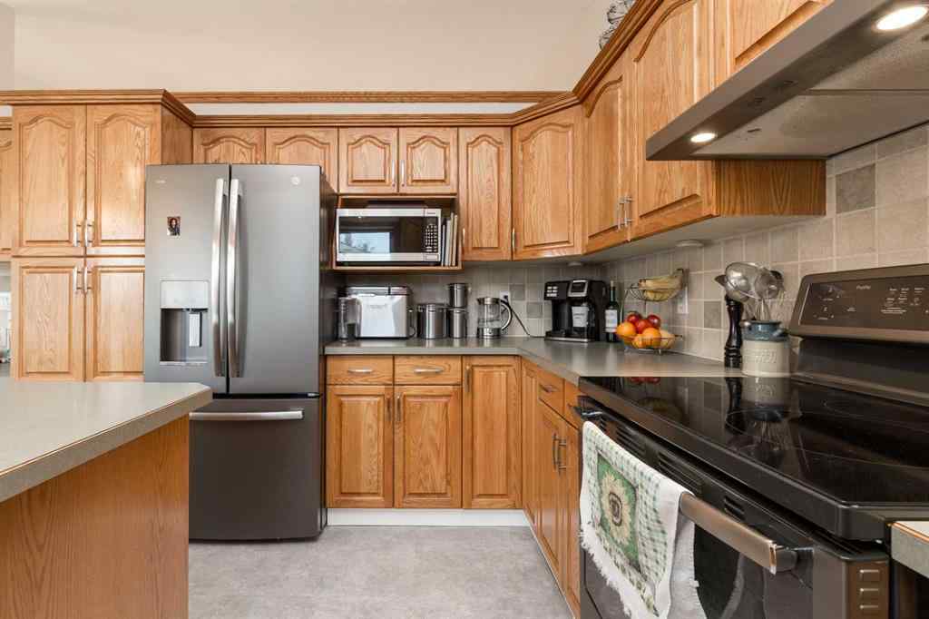 MLS® A2239945 - 277 Coachwood Point W in Ridgewood Lethbridge, Residential