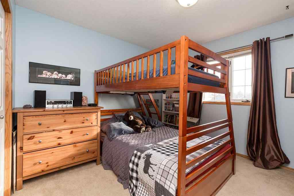 MLS® A2239945 - 277 Coachwood Point W in Ridgewood Lethbridge, Residential