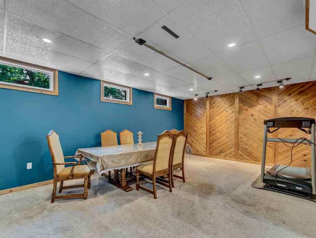 MLS® A2239954 - 302 Prospect Drive SW in SW Hill Medicine Hat, Residential