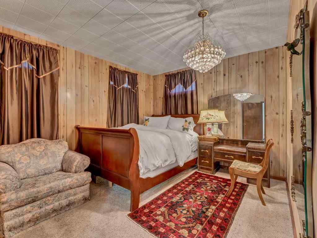 MLS® A2239954 - 302 Prospect Drive SW in SW Hill Medicine Hat, Residential