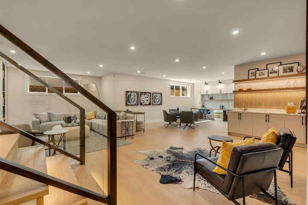 MLS® A2239968 - 1027 39 Avenue NW in Cambrian Heights Calgary, Residential