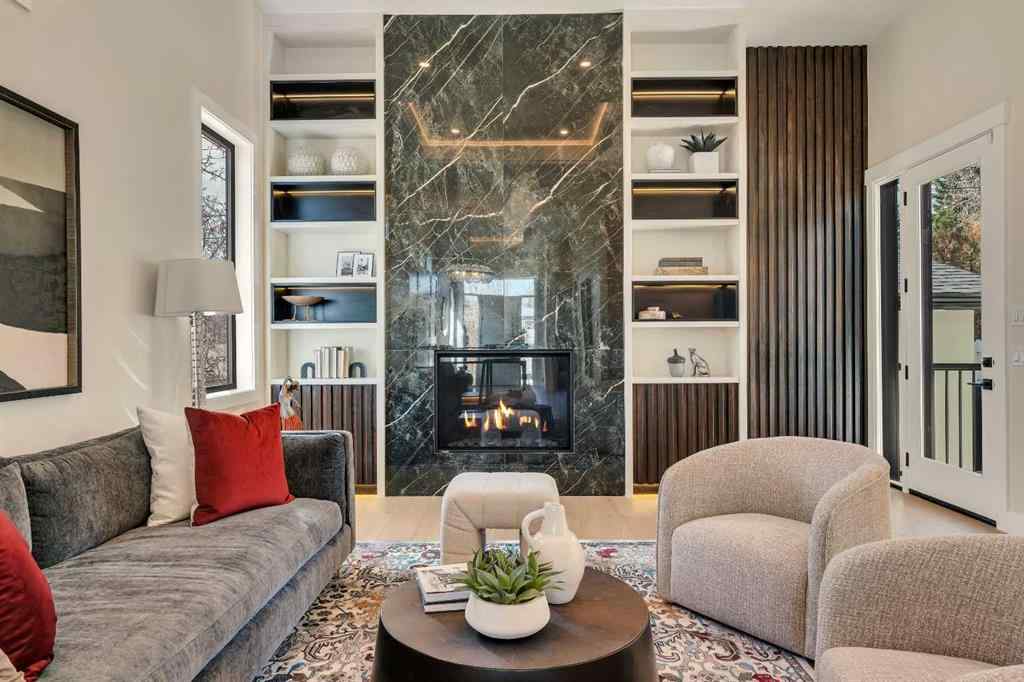MLS® A2239968 - 1027 39 Avenue NW in Cambrian Heights Calgary, Residential