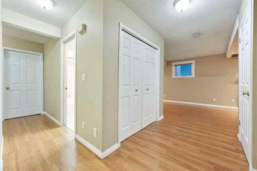 MLS® A2239969 - 112 Shawinigan Way SW in Shawnessy Calgary, Residential