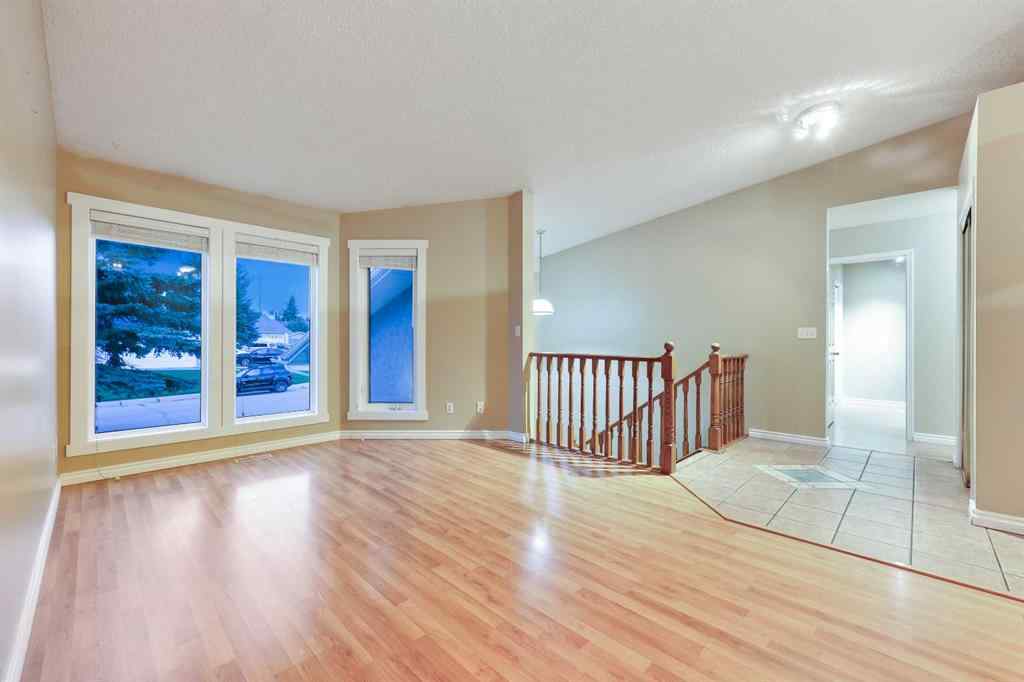 MLS® A2239969 - 112 Shawinigan Way SW in Shawnessy Calgary, Residential