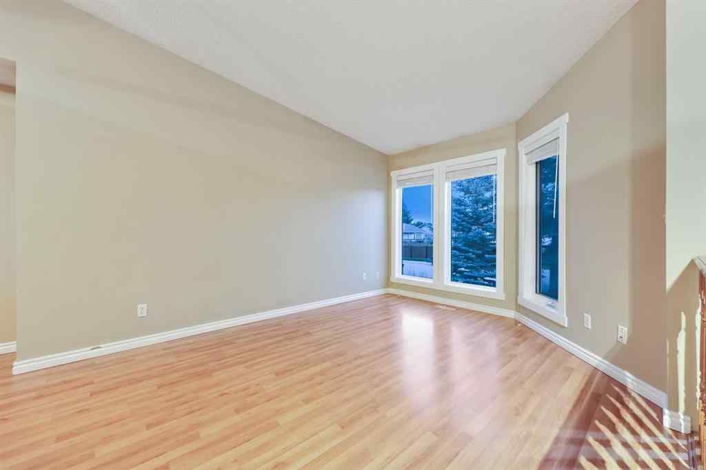 MLS® A2239969 - 112 Shawinigan Way SW in Shawnessy Calgary, Residential