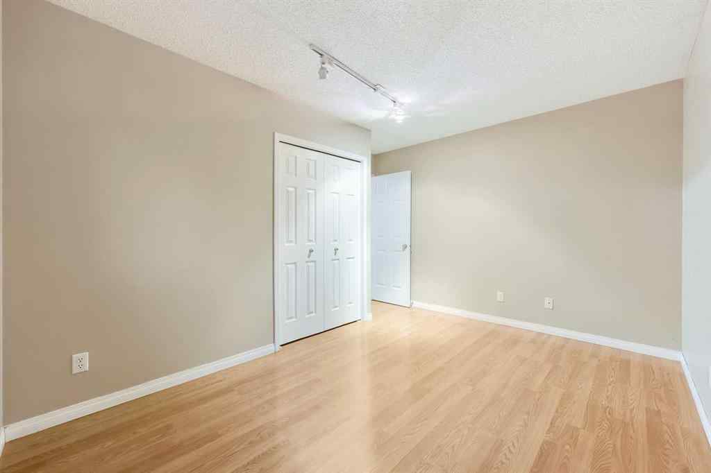 MLS® A2239969 - 112 Shawinigan Way SW in Shawnessy Calgary, Residential