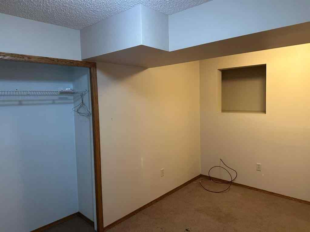 MLS® A2239988 - 9412 82 Avenue  in Patterson Place Grande Prairie, Residential