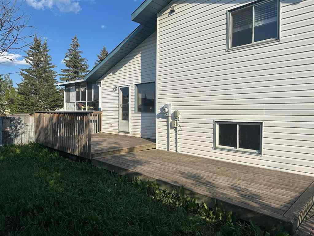 MLS® A2239988 - 9412 82 Avenue  in Patterson Place Grande Prairie, Residential