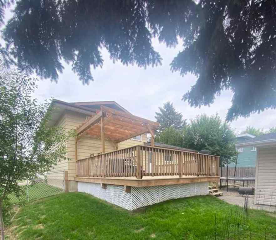 MLS® A2239990 - 91 McNab Park Street  in East End Brooks, Residential