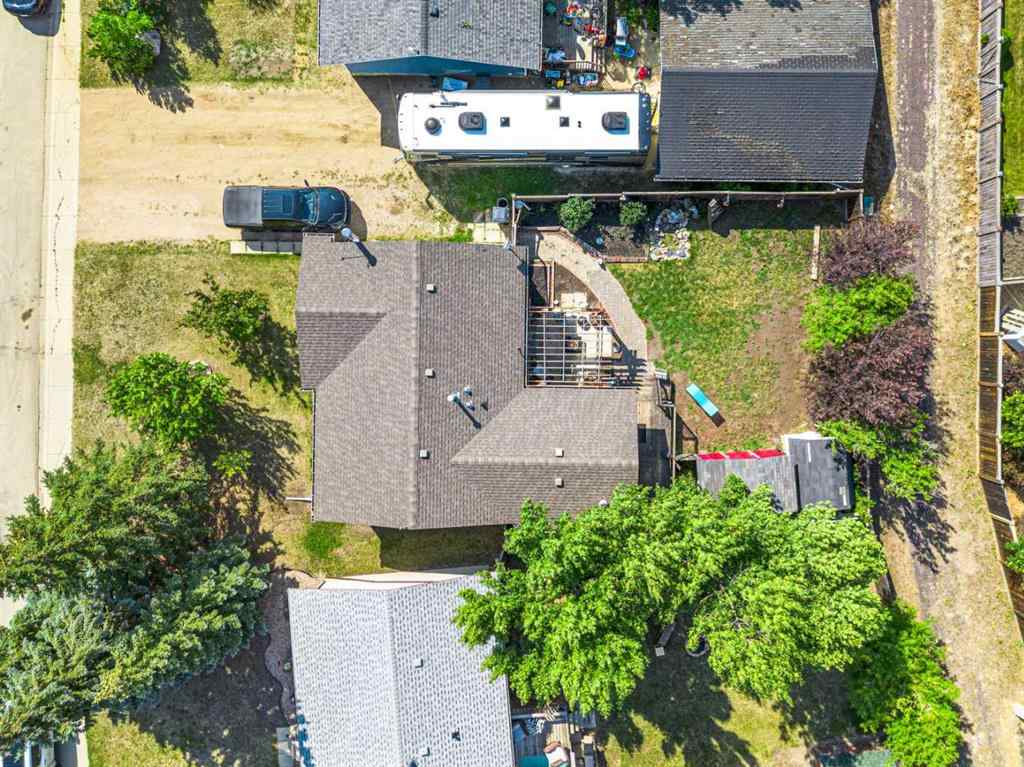 MLS® A2240002 - 4814 53 Avenue  in NONE Kitscoty, Residential