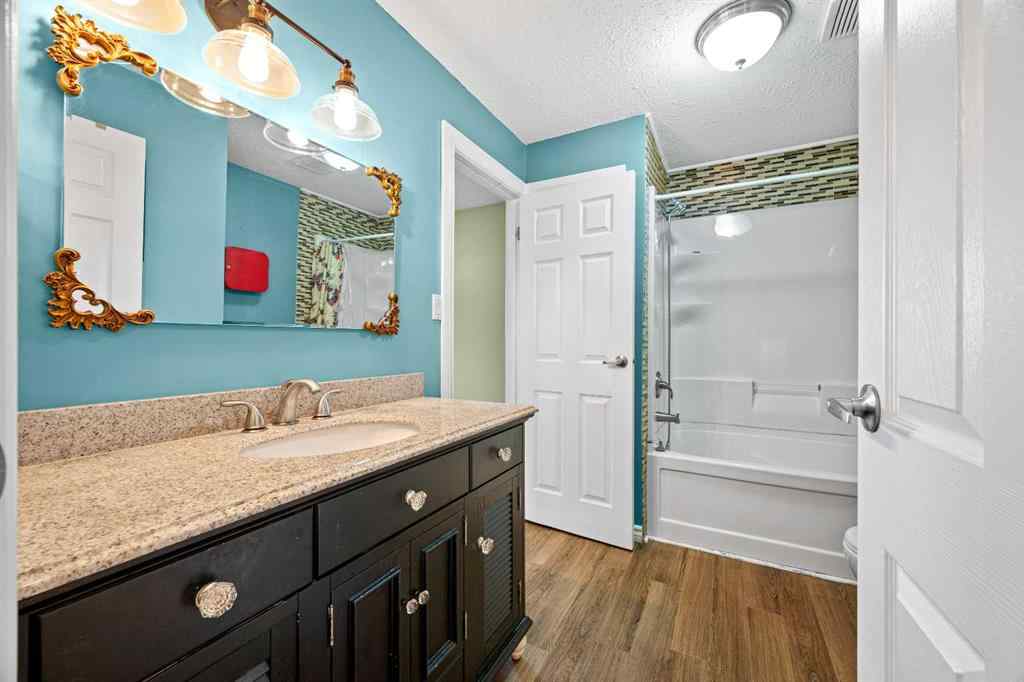 MLS® A2240002 - 4814 53 Avenue  in NONE Kitscoty, Residential