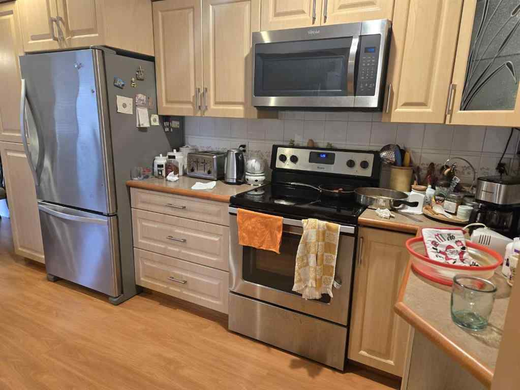 MLS® A2240012 - 10 Bridlecreek Park SW in Bridlewood Calgary, Residential