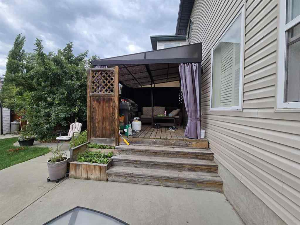 MLS® A2240012 - 10 Bridlecreek Park SW in Bridlewood Calgary, Residential
