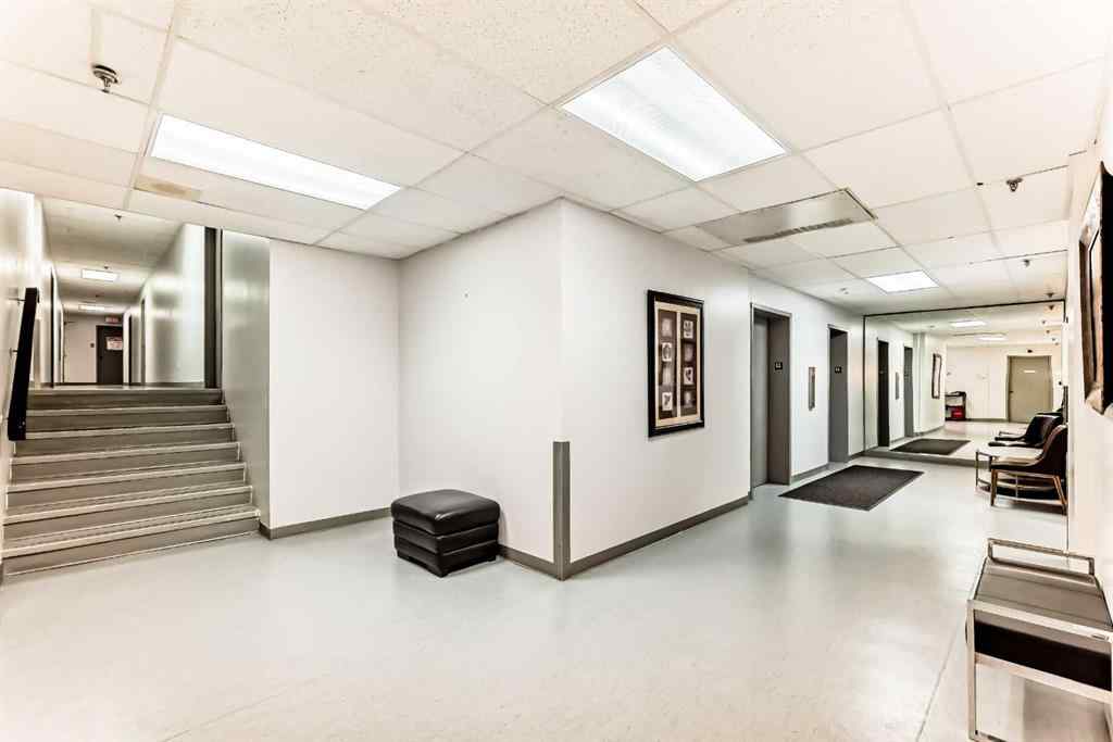 MLS® A2240036 - Unit #305 145 Point Drive NW in Point McKay Calgary, Residential