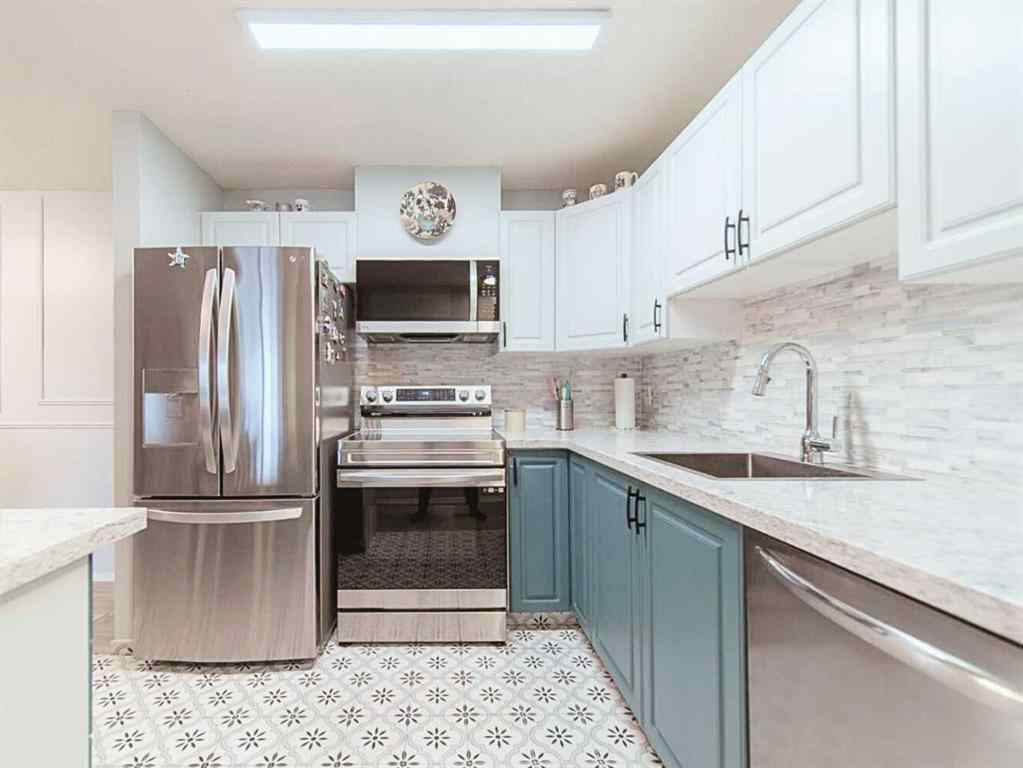 MLS® A2240039 - Unit #212 6000 Somervale Court SW in Somerset Calgary, Residential