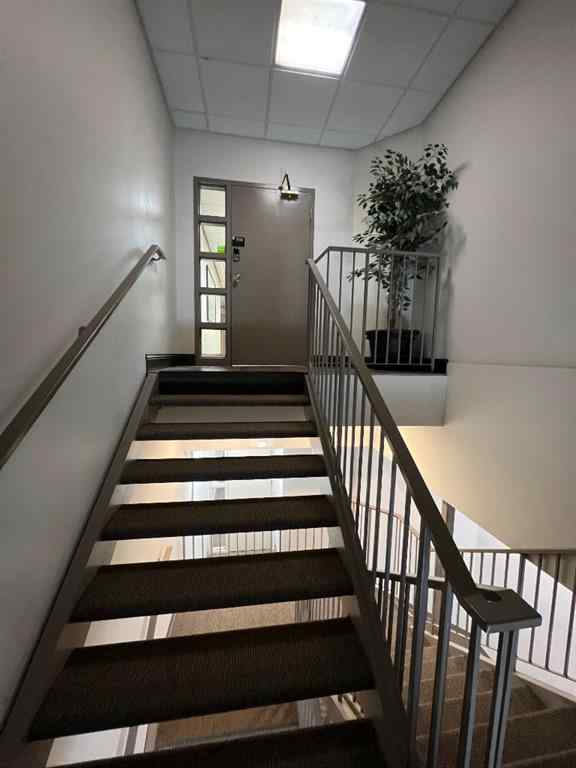 MLS® A2240052 - 309 1 Street SW in Downtown High River High River, Commercial