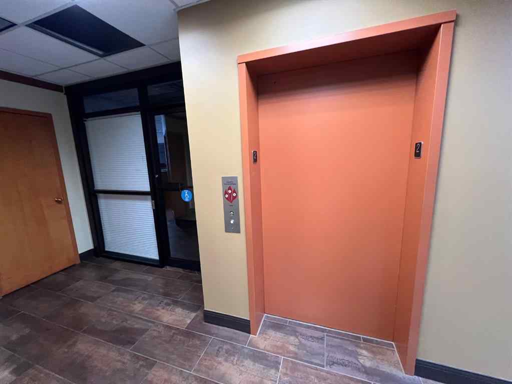 MLS® A2240052 - 309 1 Street SW in Downtown High River High River, Commercial