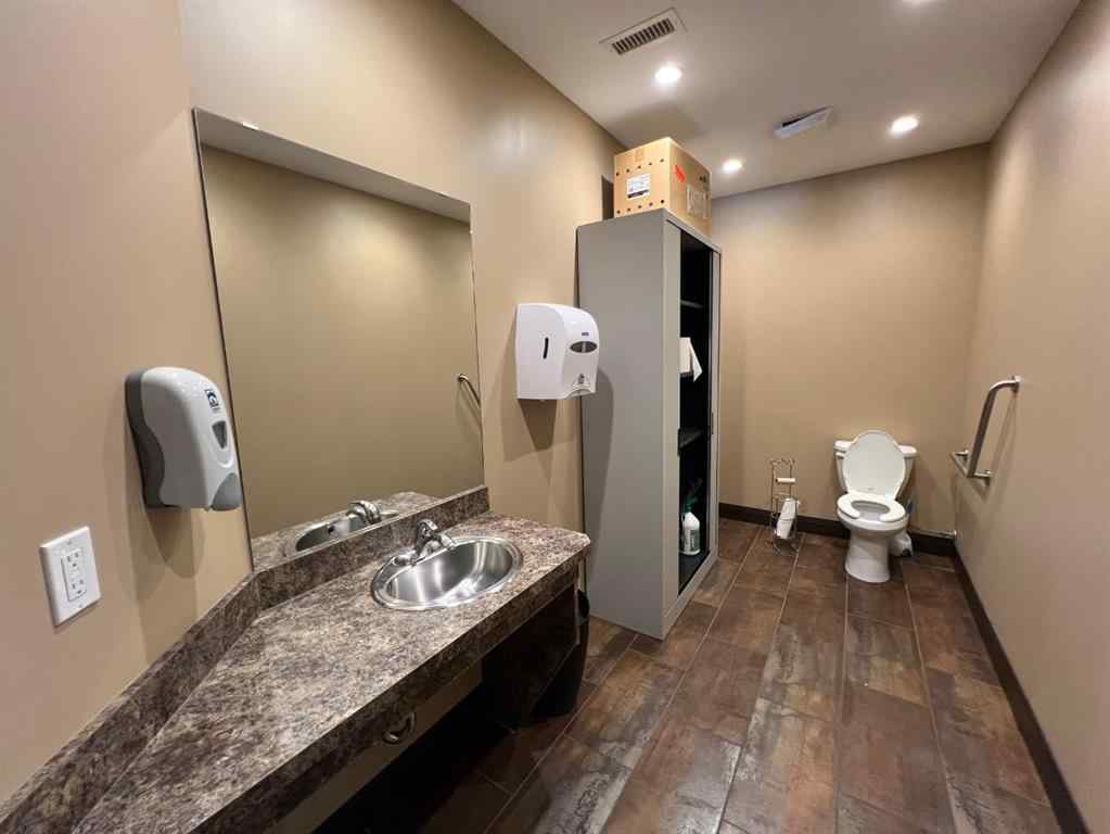 MLS® A2240052 - 309 1 Street SW in Downtown High River High River, Commercial