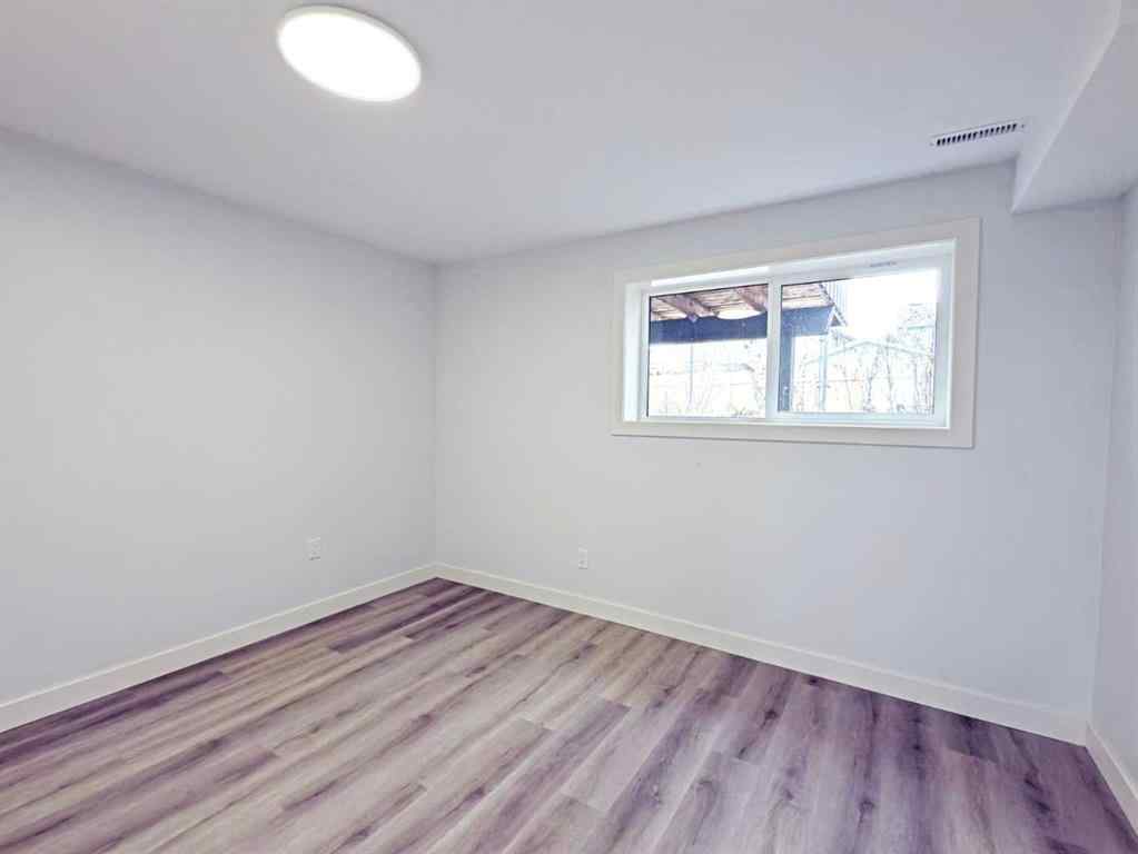 MLS® A2240053 - 7032 78 Street NW in Silver Springs Calgary, Residential