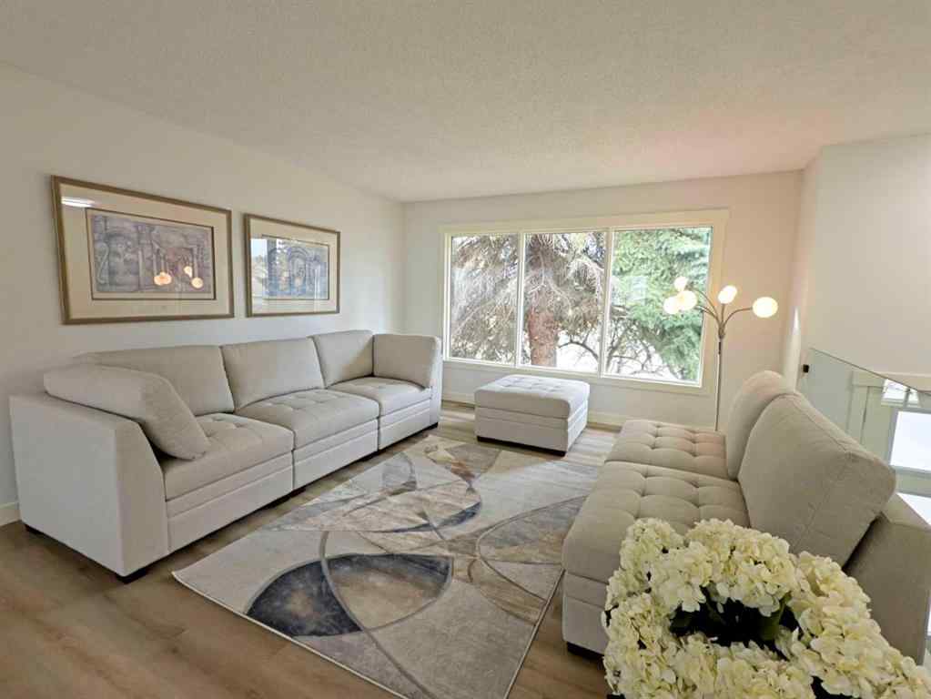 MLS® A2240053 - 7032 78 Street NW in Silver Springs Calgary, Residential