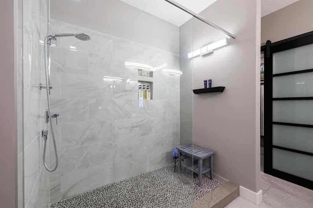 MLS® A2240064 - 269 Shannon Estates Terrace SW in Shawnessy Calgary, Residential