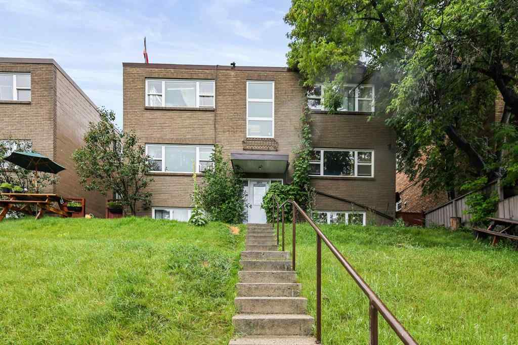 MLS® A2240073 - Unit #2 2311 17A Street SW in Bankview Calgary, Residential