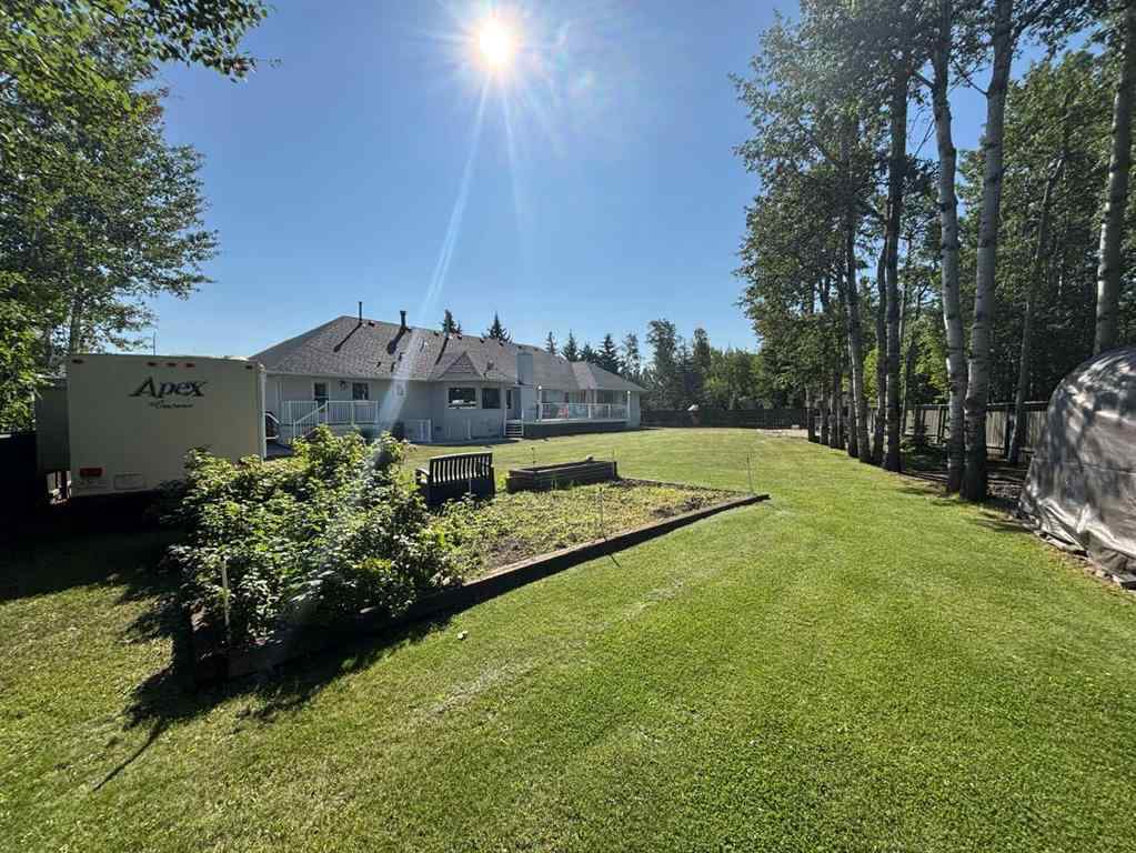 MLS® A2240074 - 10006 88 Street  in The Pines Peace River, Residential